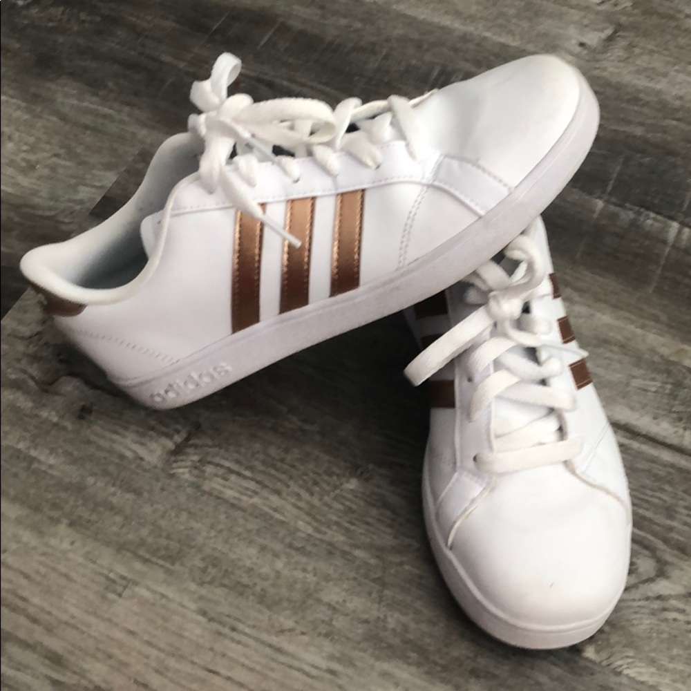 Adidas - Picture 2 of 5